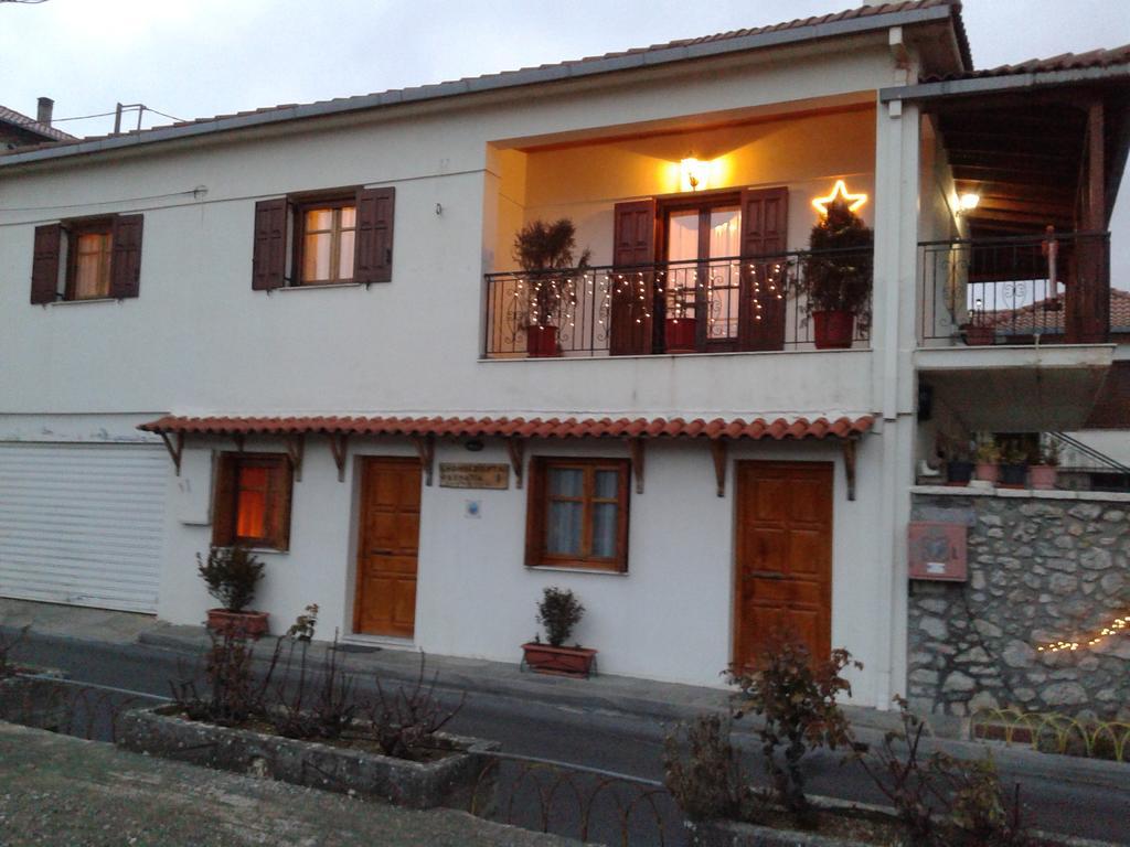 Zephyros Hotel Vitina Buitenkant foto